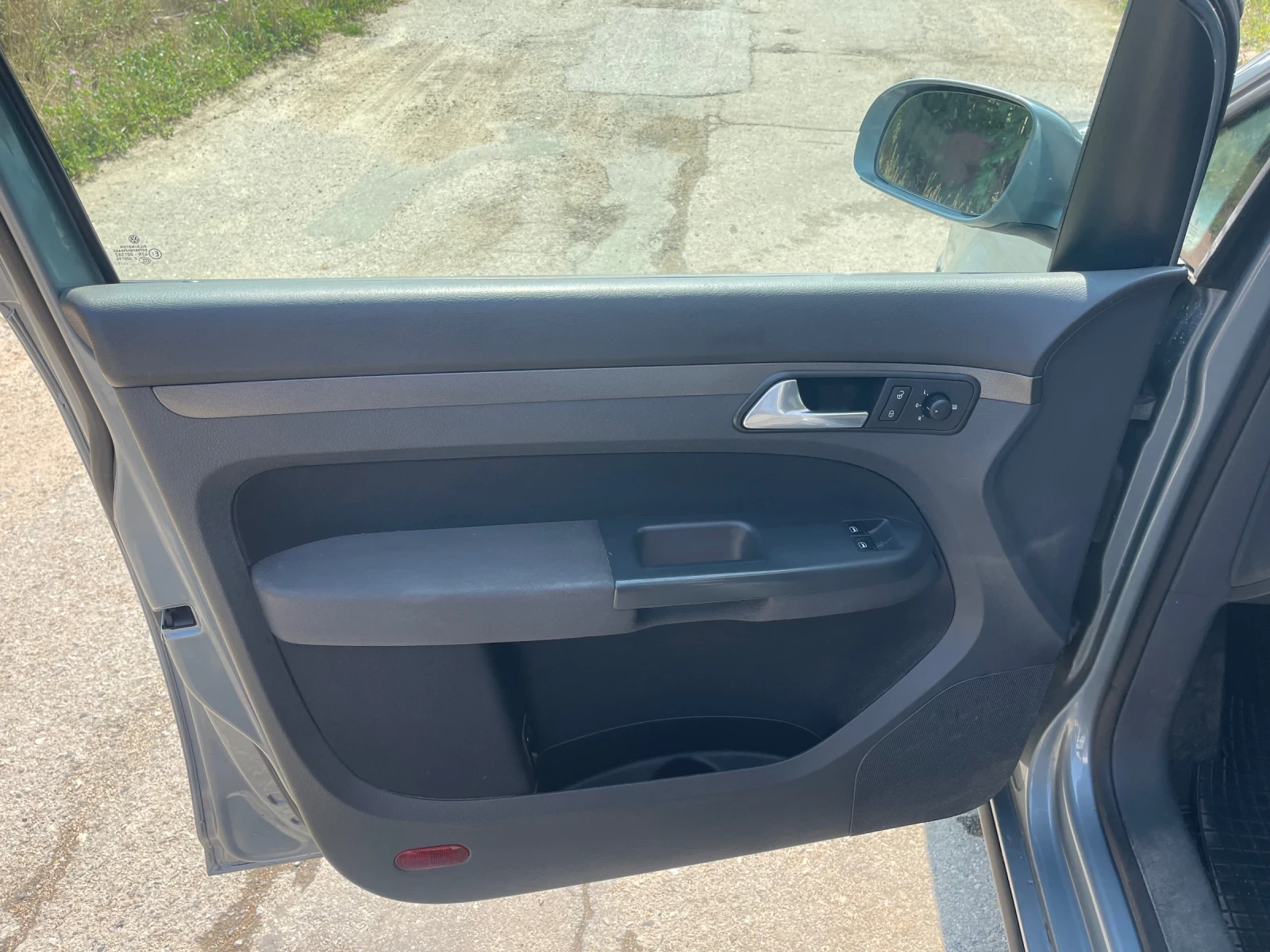 VW Touran 1.9 TDI - изображение 9