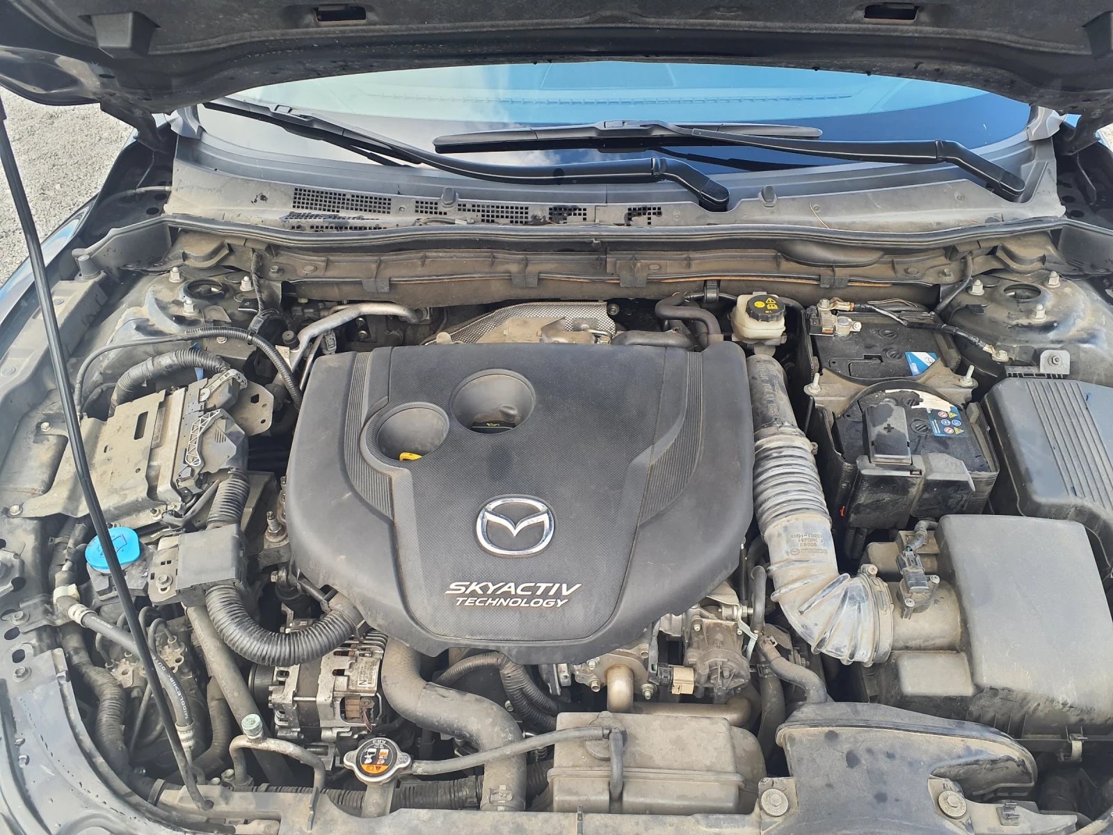 Mazda 6 2.2 D     | Mobile.bg   17