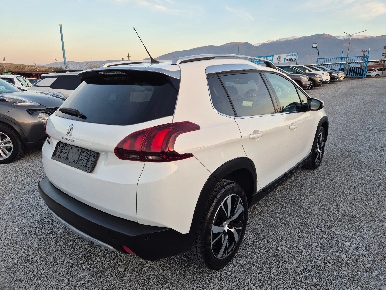 Peugeot 2008 1.5 HDI 74000km. - изображение 4