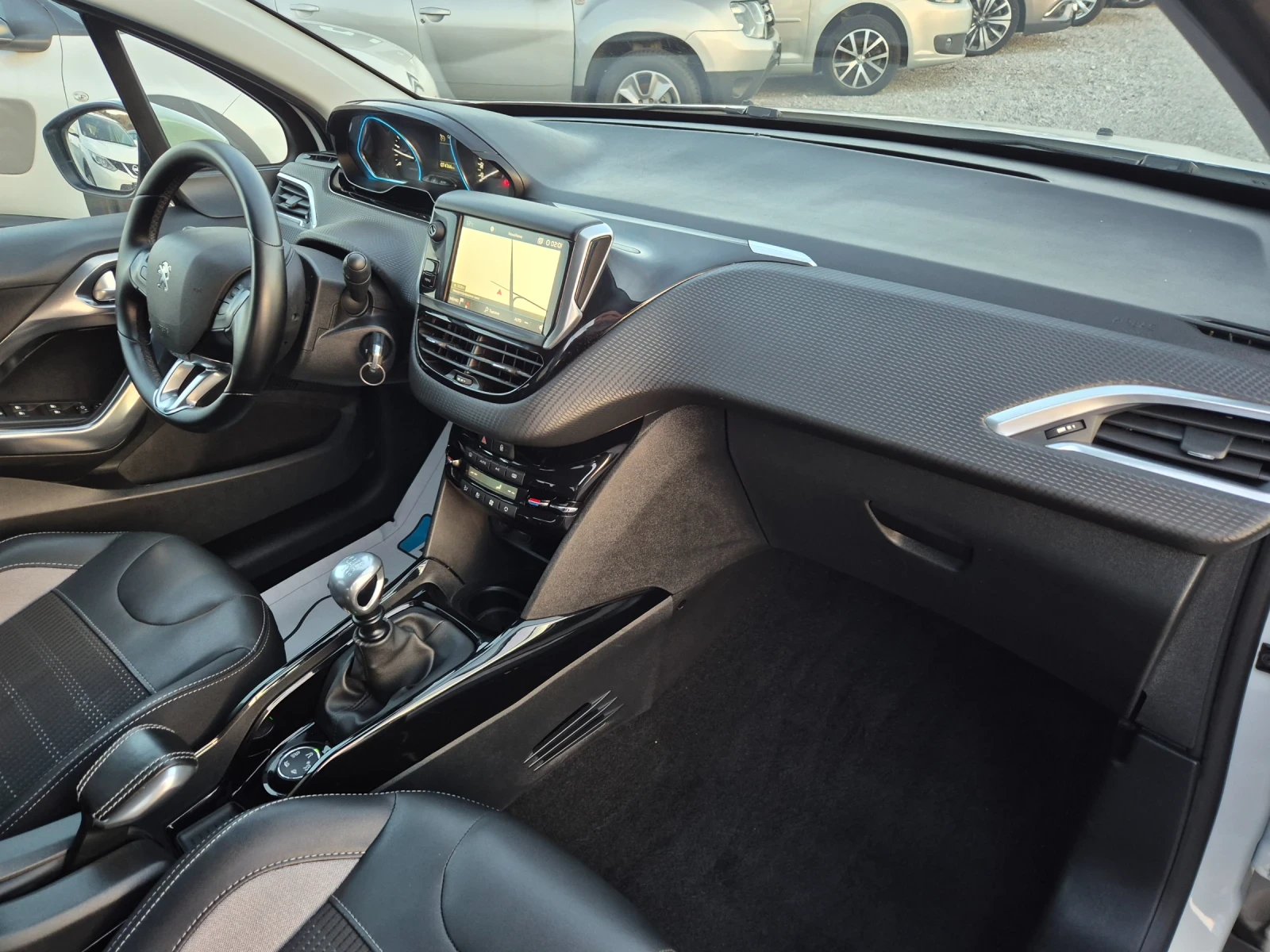 Peugeot 2008 1.5 HDI 74000km. - изображение 7