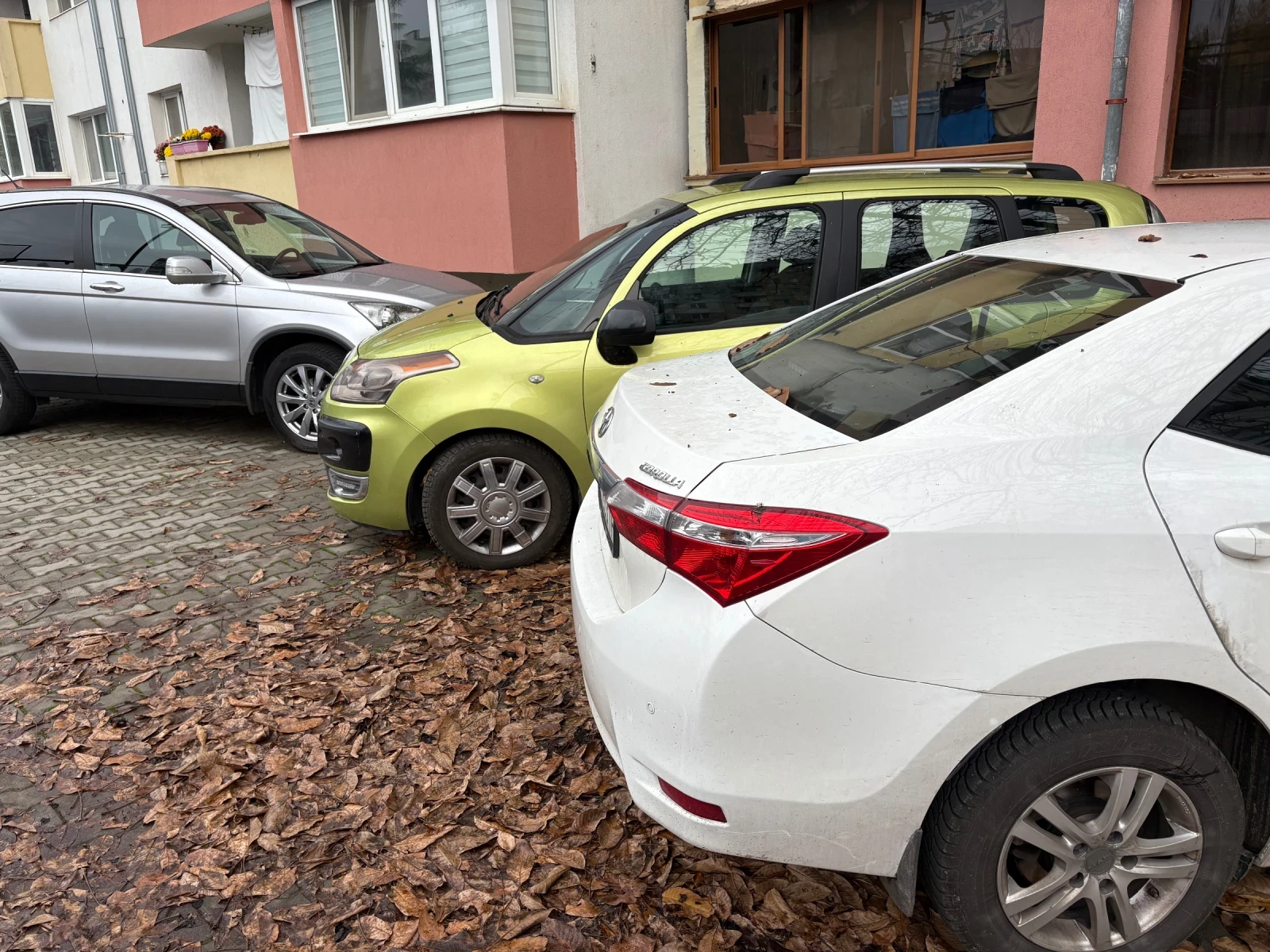 Toyota Corolla  | Mobile.bg   5