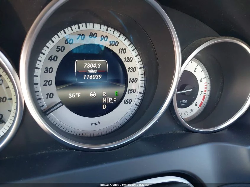 Mercedes-Benz E 500 2014 MERCEDES-BENZ E 550 - изображение 10