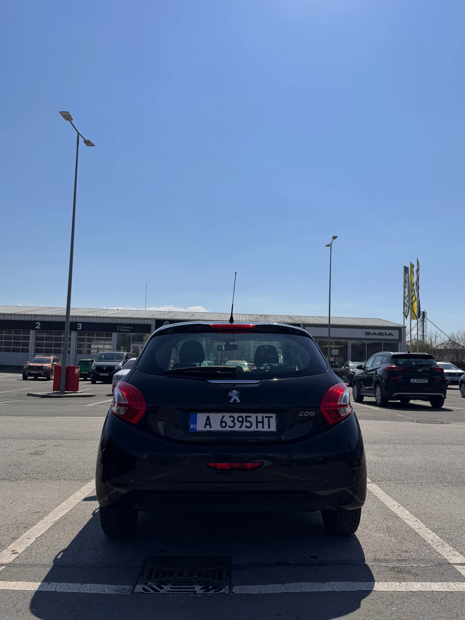 Peugeot 208 VTI, снимка 7 - Автомобили и джипове - 54099978