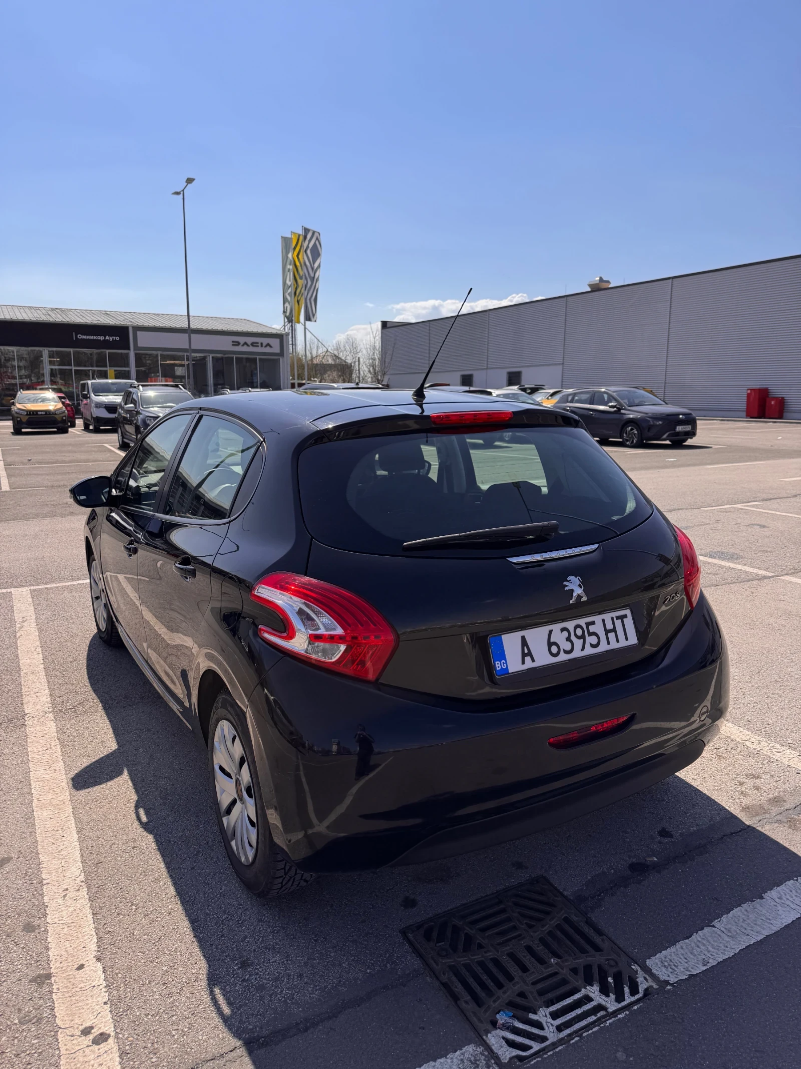 Peugeot 208 VTI, снимка 6 - Автомобили и джипове - 54099978