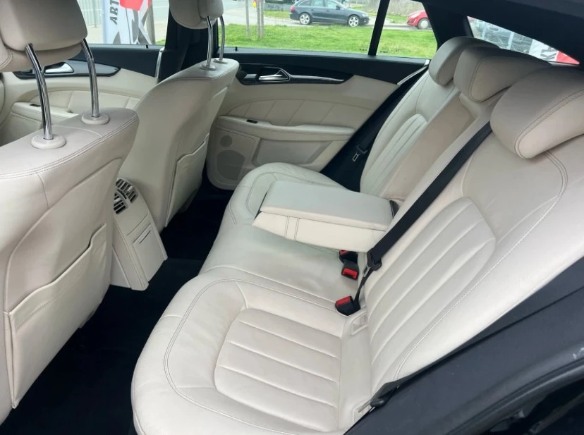 Mercedes-Benz CLS 350 3.5 CDI 4 MATIC, снимка 12 - Автомобили и джипове - 54962403