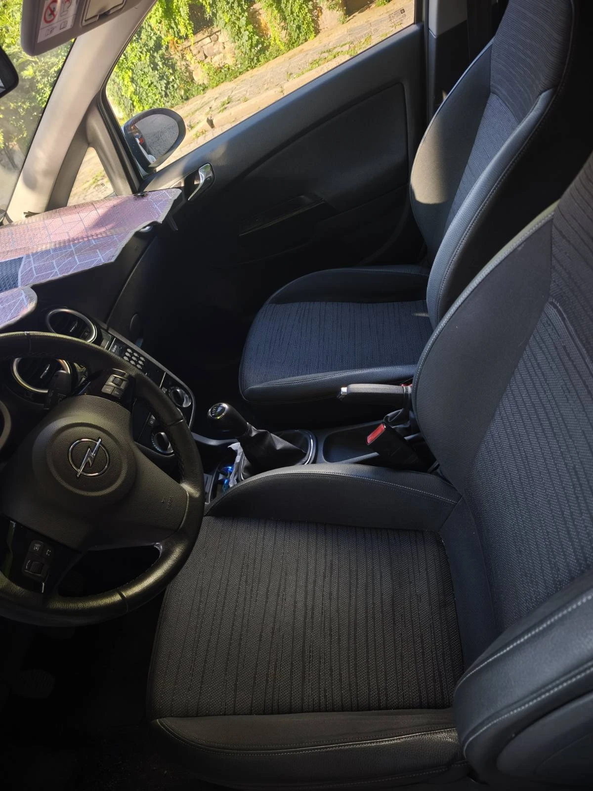 Opel Corsa, снимка 8 - Автомобили и джипове - 55184748