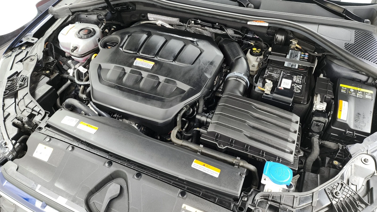 Audi A3 2.0 40 TFSI Premium, снимка 5 - Автомобили и джипове - 55198365