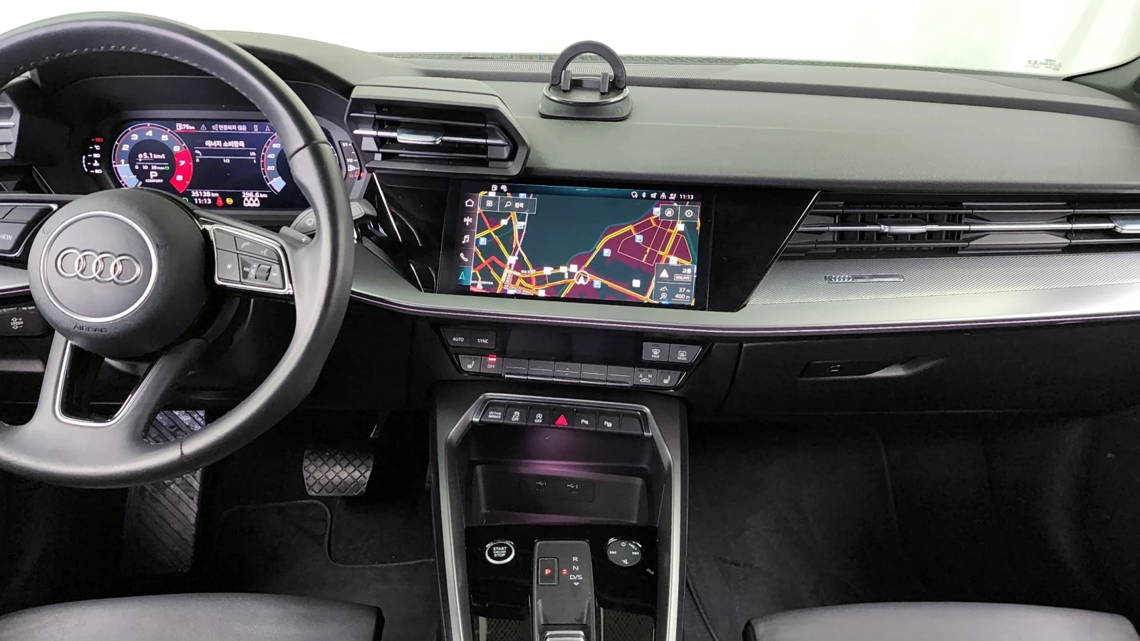 Audi A3 2.0 40 TFSI Premium, снимка 13 - Автомобили и джипове - 55198365