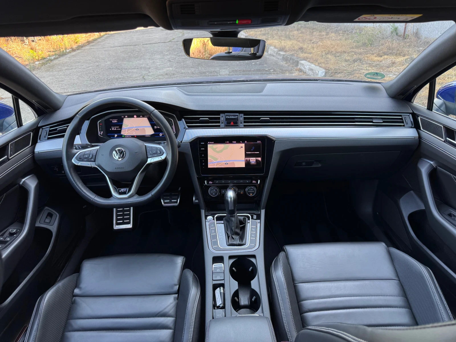 VW Passat 2.0TDI Rline Facelift Virtual 4Motion, снимка 11 - Автомобили и джипове - 55397008