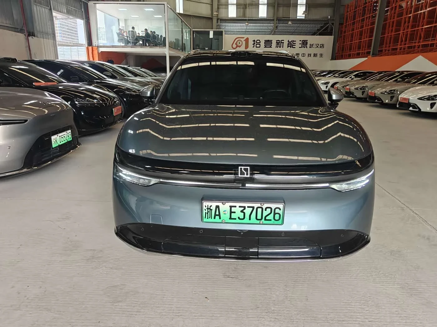 Zeekr 7X Intelligent Driving 75KW autogeorge.com, снимка 2 - Автомобили и джипове - 55689284
