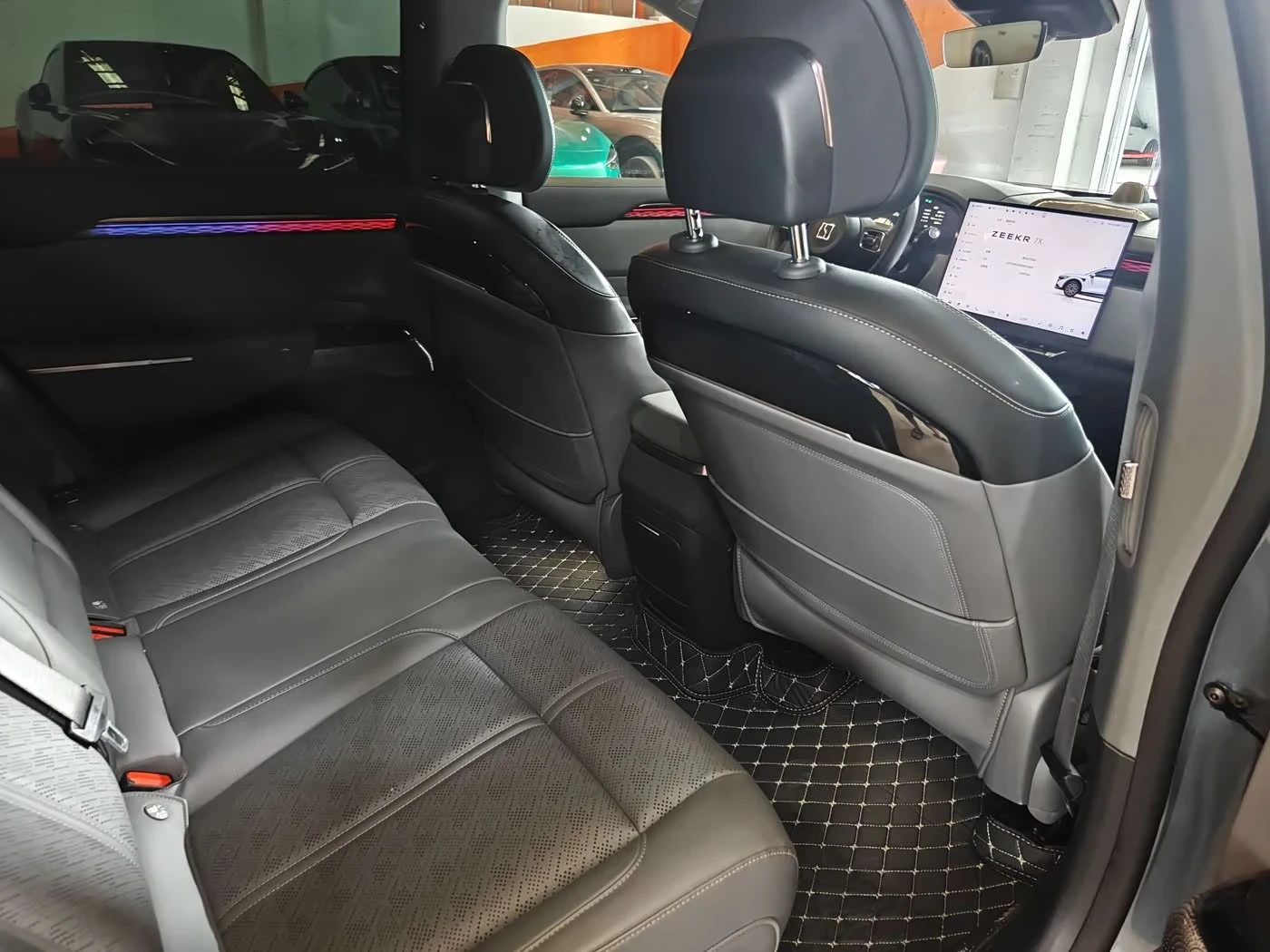Zeekr 7X Intelligent Driving 75KW autogeorge.com, снимка 6 - Автомобили и джипове - 55689284