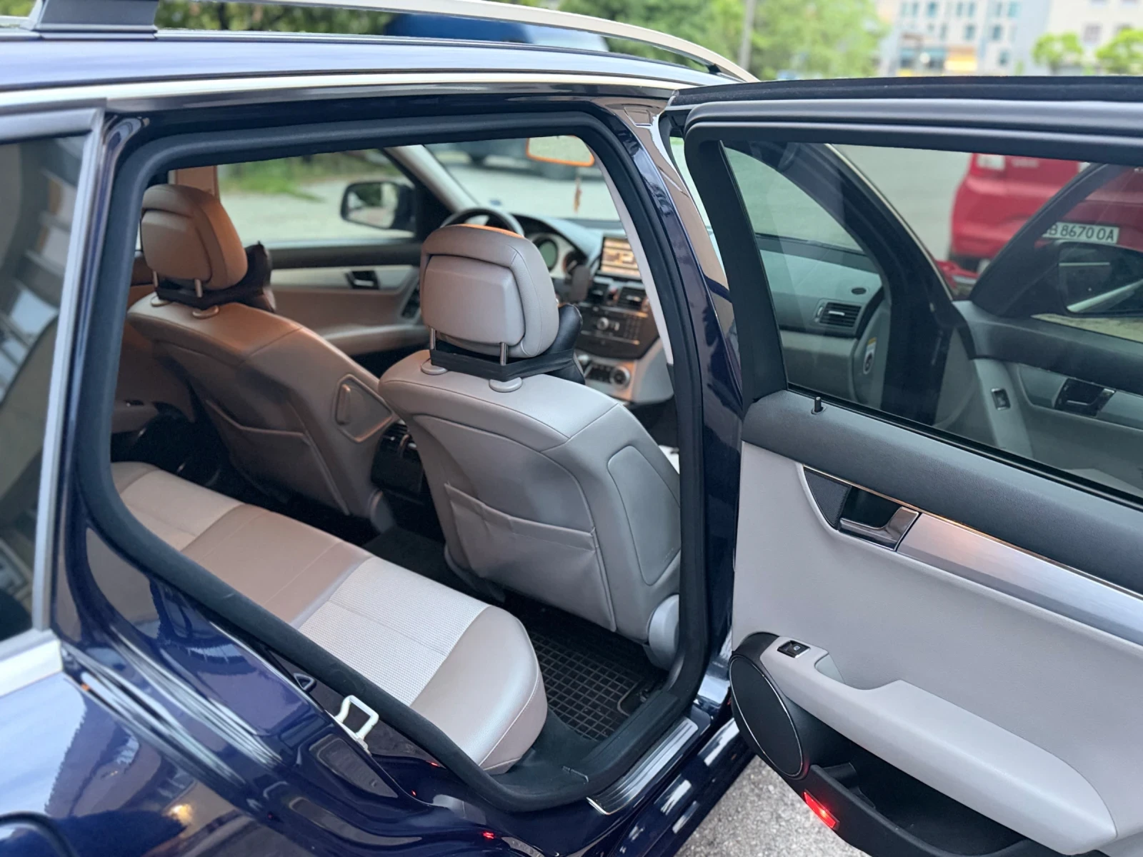 Mercedes-Benz C 220 C220 2.2 0M646, снимка 5 - Автомобили и джипове - 56150209