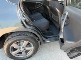 Toyota Rav4 2.2D-4D 136к.с. NAVI 4x4 ИТАЛИЯ, снимка 13