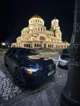 Audi Q8, снимка 1