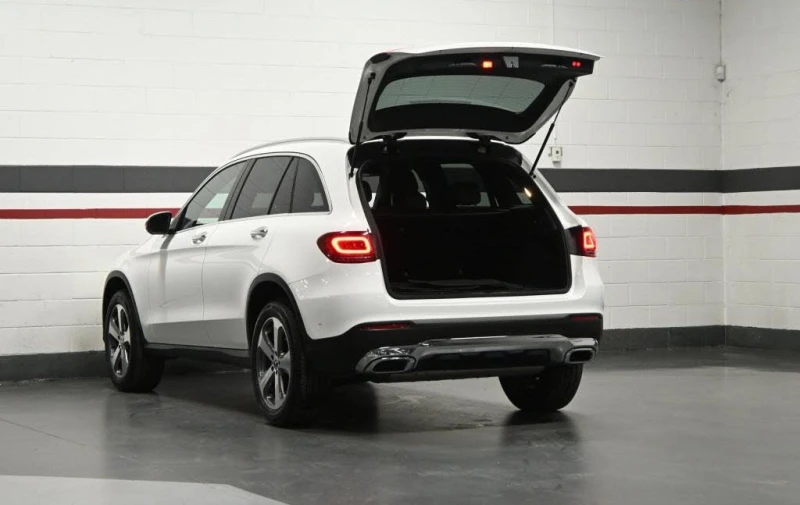 Mercedes-Benz GLC 300 4MATIC* АвтоКредит* (ЦЕНА ДО БГ), снимка 4 - Автомобили и джипове - 53114821