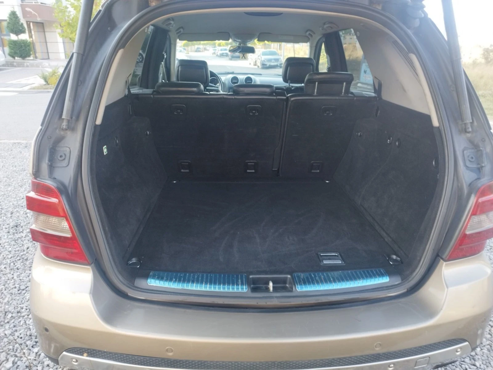 Mercedes-Benz ML 320, снимка 7 - Автомобили и джипове - 54359802