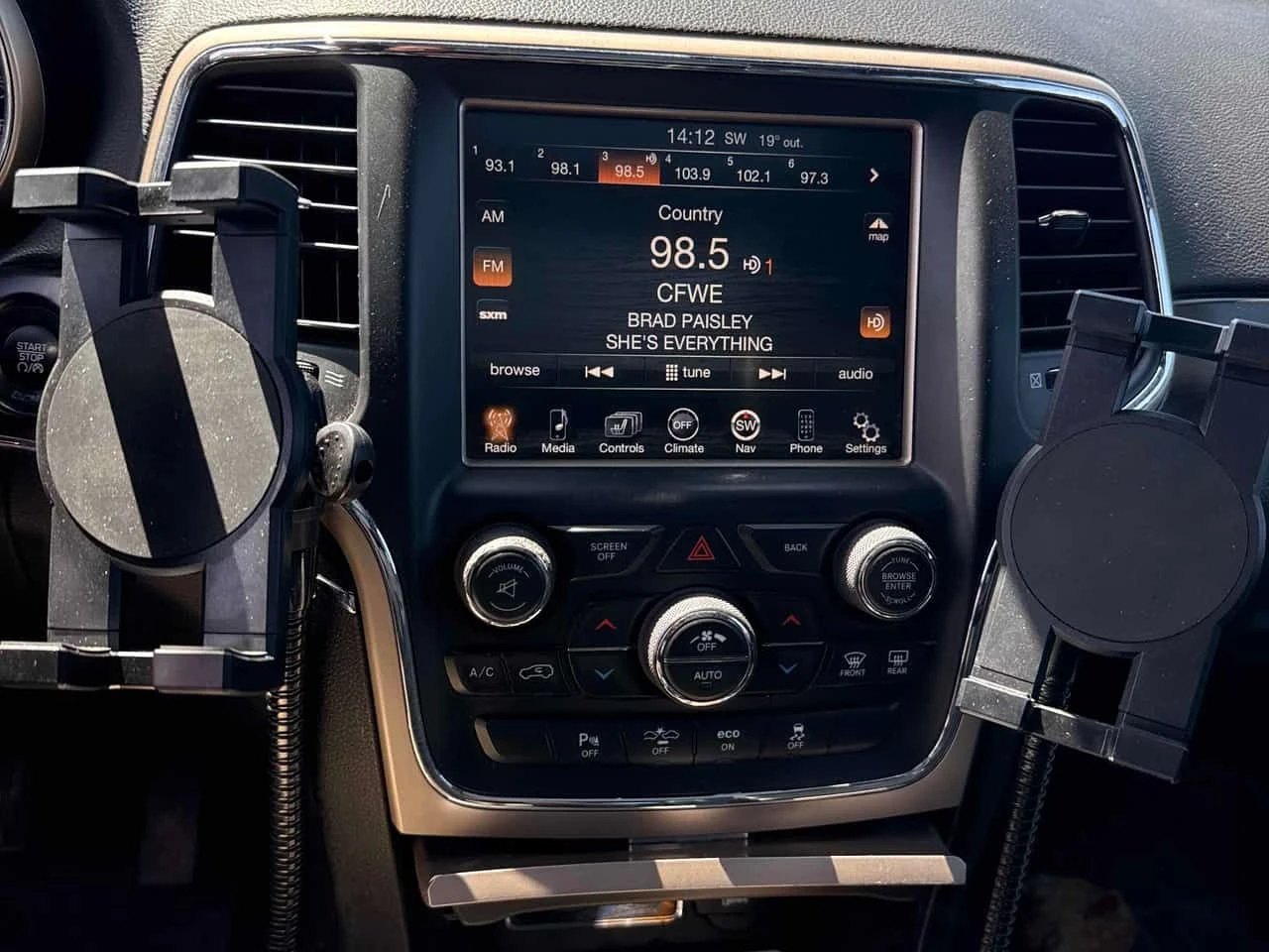 Jeep Grand cherokee * Limited * DISTRONIC* ОБУДХВАНЕ* ПАНОРАМА* , снимка 9 - Автомобили и джипове - 54666614