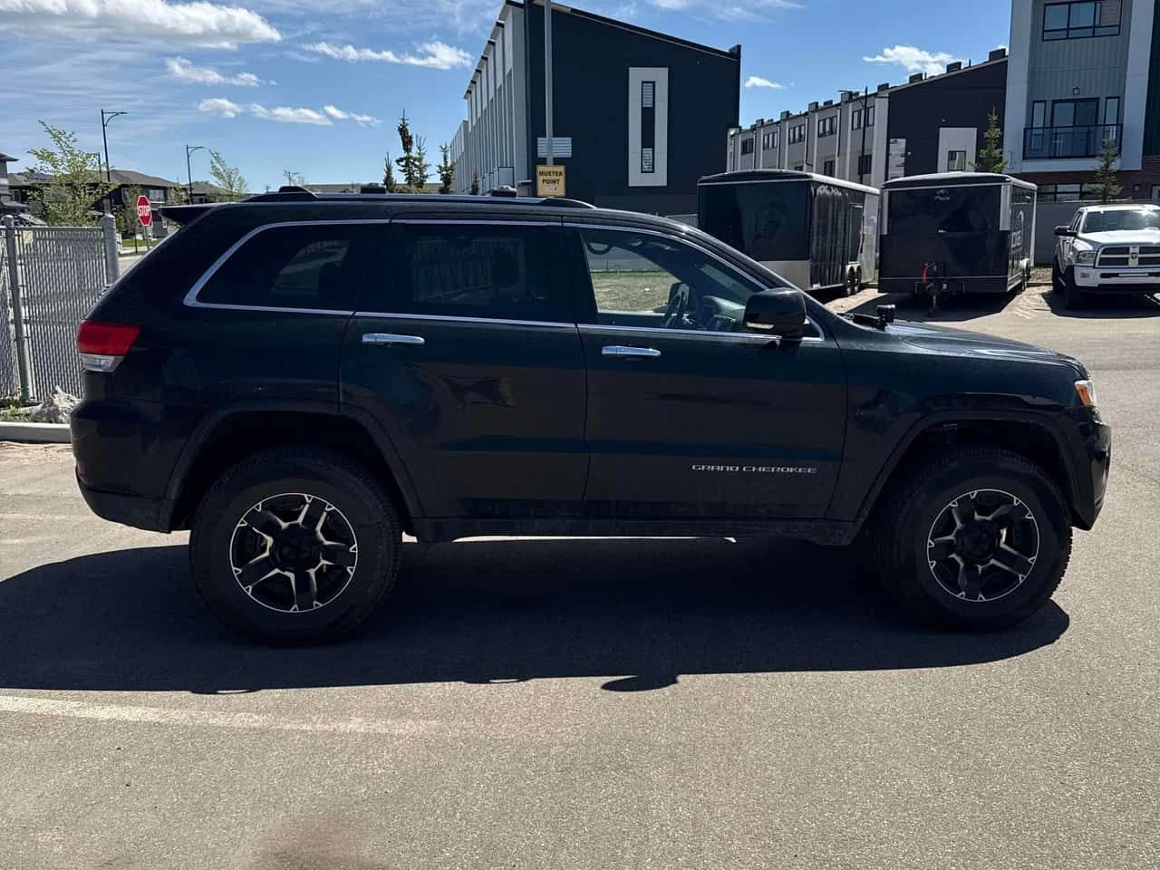 Jeep Grand cherokee * Limited * DISTRONIC* ОБУДХВАНЕ* ПАНОРАМА* , снимка 3 - Автомобили и джипове - 54666614