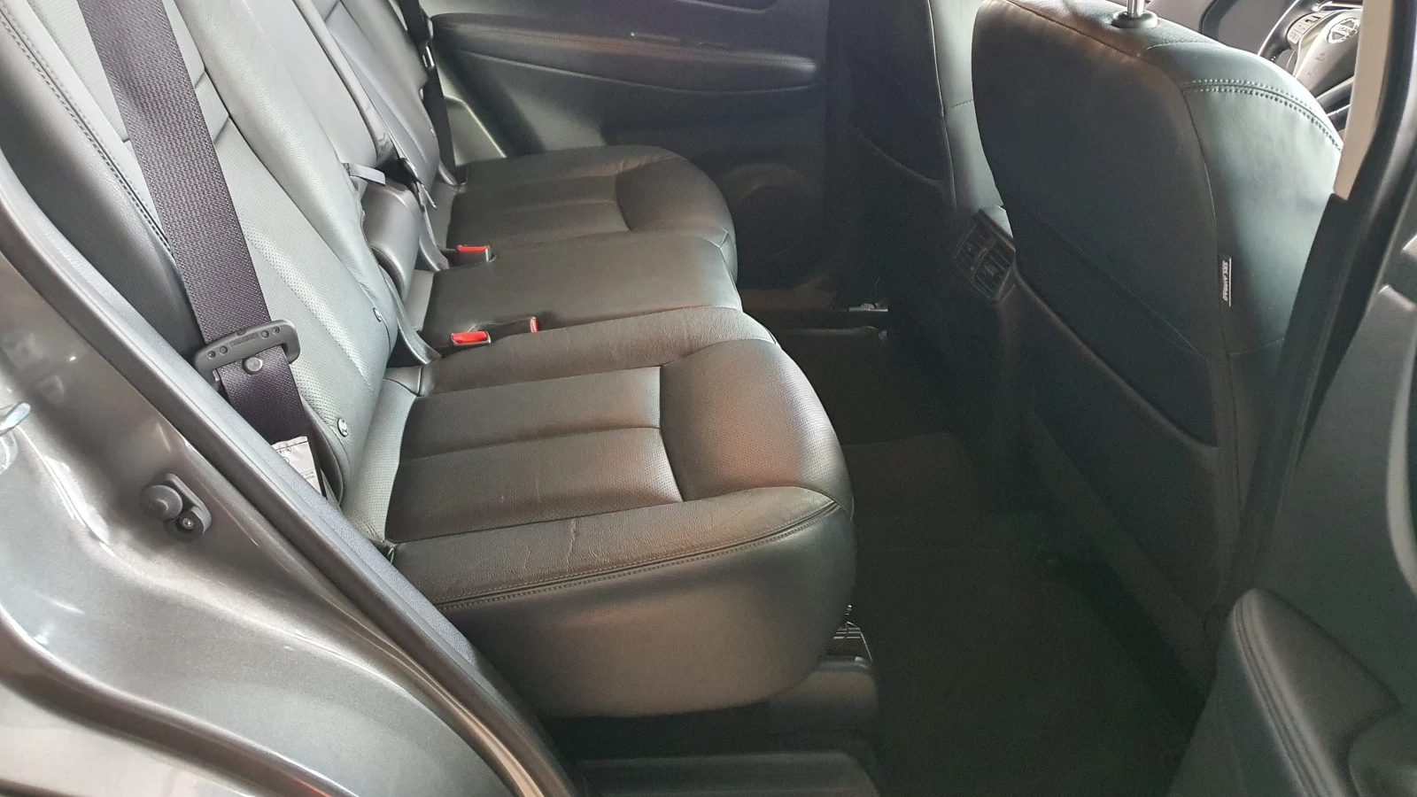 Nissan X-trail 2.0 4x4 TEKNA, снимка 12 - Автомобили и джипове - 54917884