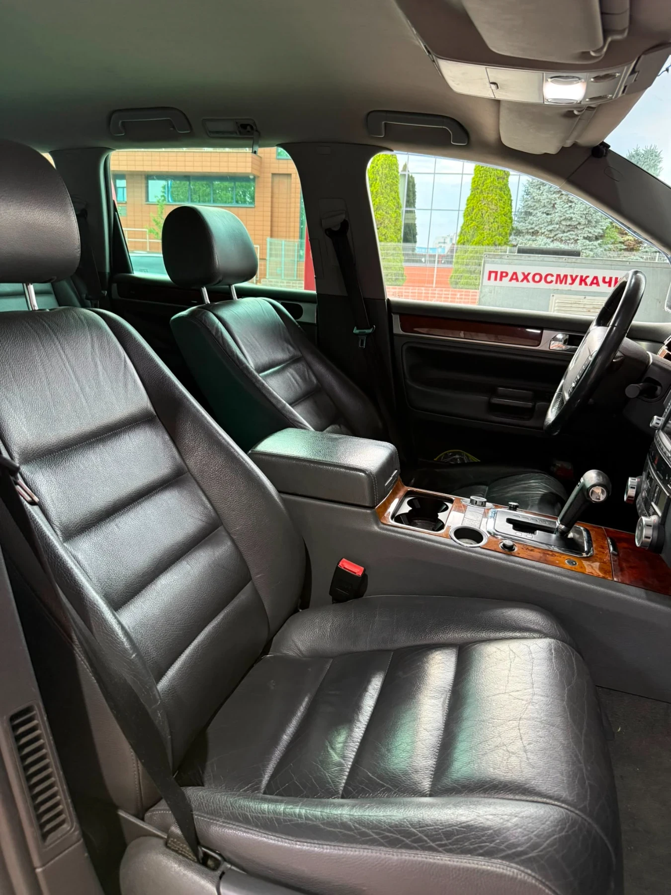 VW Touareg, снимка 12 - Автомобили и джипове - 55316703