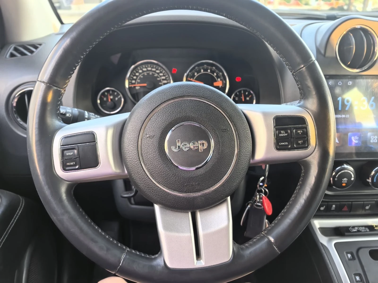 Jeep Compass, снимка 7 - Автомобили и джипове - 55783028