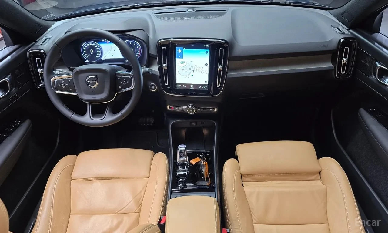 Volvo XC40 * B4 Inscription * ФИНАНСИРАНЕ, снимка 7 - Автомобили и джипове - 56145666