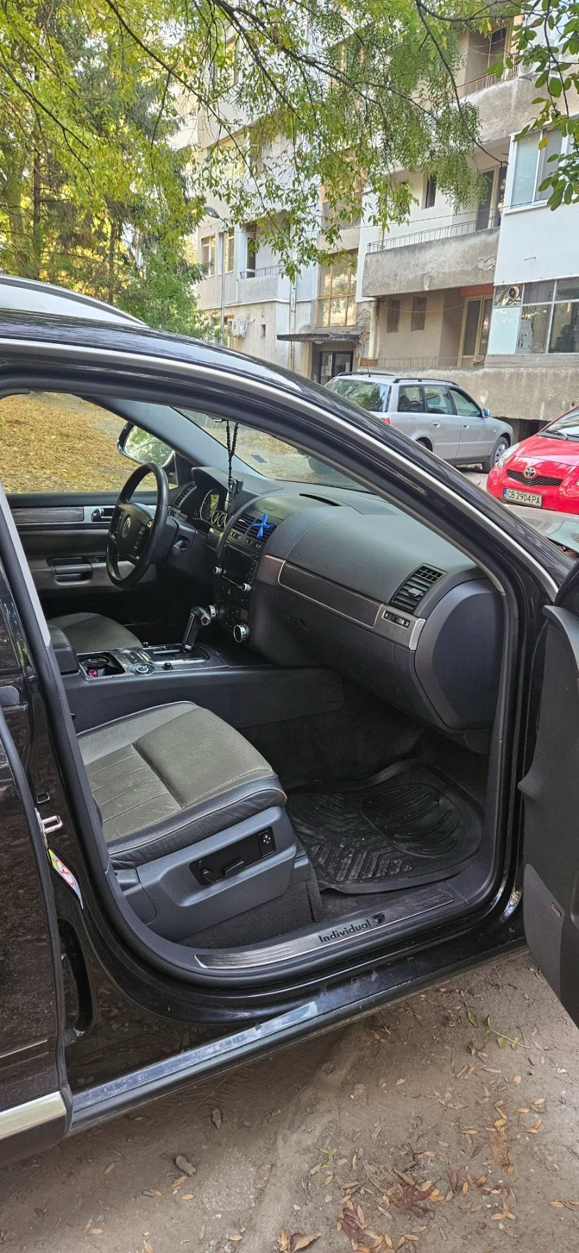 VW Touareg TDI, снимка 9 - Автомобили и джипове - 56582270