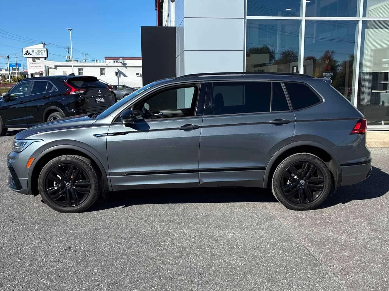 VW Tiguan * Comfortline R Line Black Edition * CARFAX *  | Mobile.bg � ����������� 3