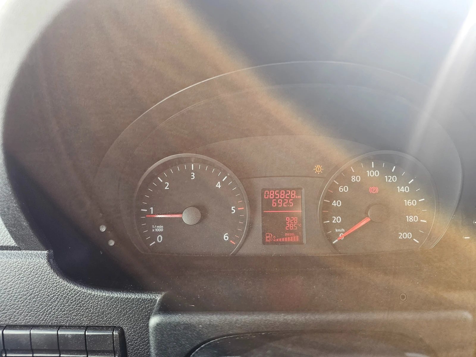 VW Crafter 85828km - изображение 6