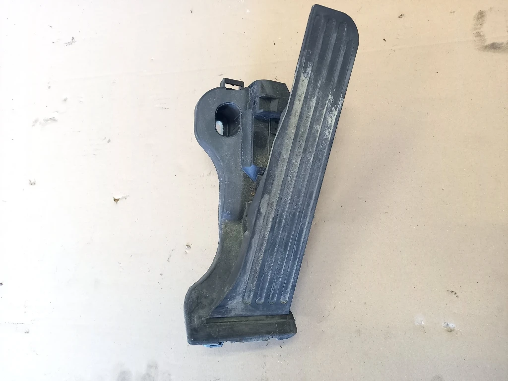      6 1.8  | Mobile.bg   1