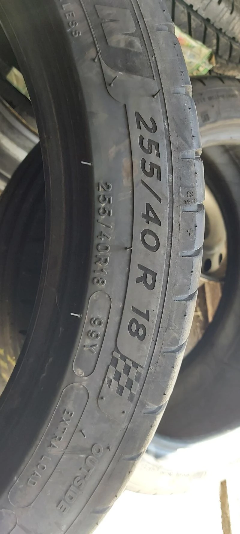 Гуми Летни 255/40R18, снимка 8 - Гуми и джанти - 33538954