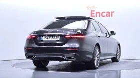 Mercedes-Benz E 350 4MATIC AMG* HUD* 360* КОЖА* НАВИ* ПАНО, снимка 2