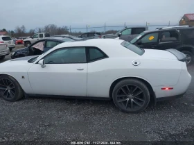 Dodge Challenger 6.4L V-8 , 485HP Rear Wheel Drive, снимка 6