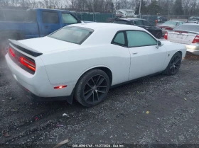 Dodge Challenger 6.4L V-8 , 485HP Rear Wheel Drive, снимка 9