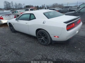 Dodge Challenger 6.4L V-8 , 485HP Rear Wheel Drive, снимка 8