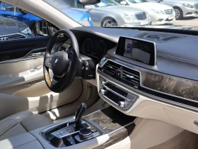 BMW 750 IL/xDrive/RSE/Alpina/HuD/Bower&Wilkins/Масаж/Обдух - 59900 лв. - 40871211 5