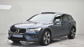 ������ Volvo V60