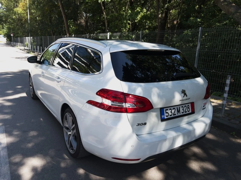 Peugeot 308 SW 1, 2T ПАНОРАМА НАВИ КОЖА ДИСТРОНИК ЛЕД-ФАРОВЕ, снимка 7 - Автомобили и джипове - 41729667