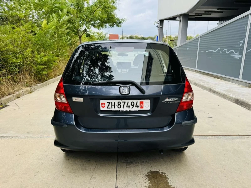 Honda Jazz 1.4i Swiss, снимка 7 - Автомобили и джипове - 47307340