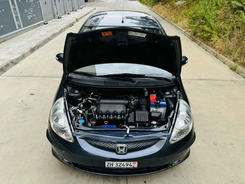 Honda Jazz 1.4i Swiss, снимка 4 - Автомобили и джипове - 47307340