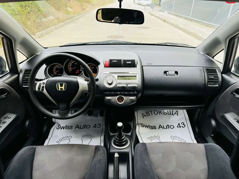 Honda Jazz 1.4i Swiss, снимка 10 - Автомобили и джипове - 47307340