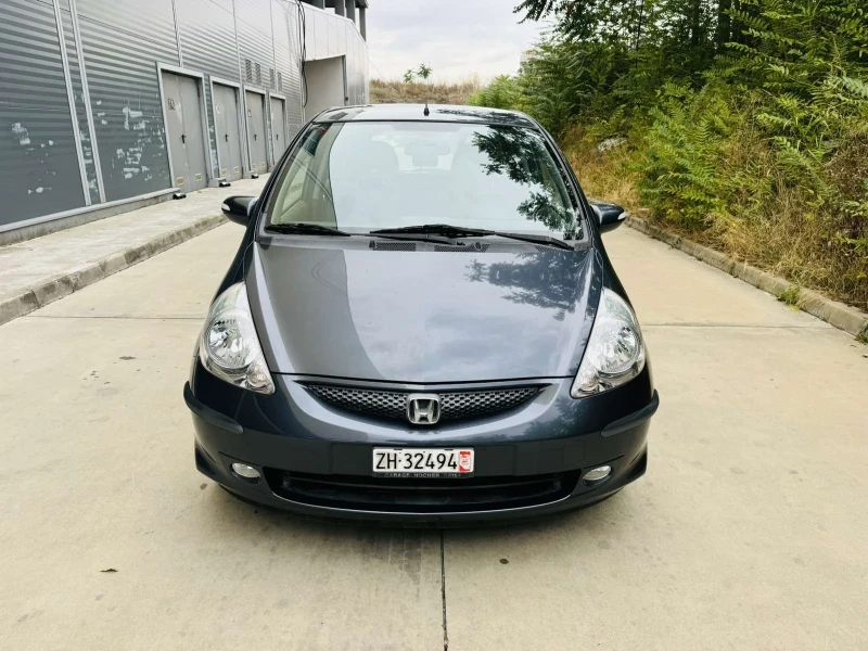 Honda Jazz 1.4i Swiss, снимка 3 - Автомобили и джипове - 47307340