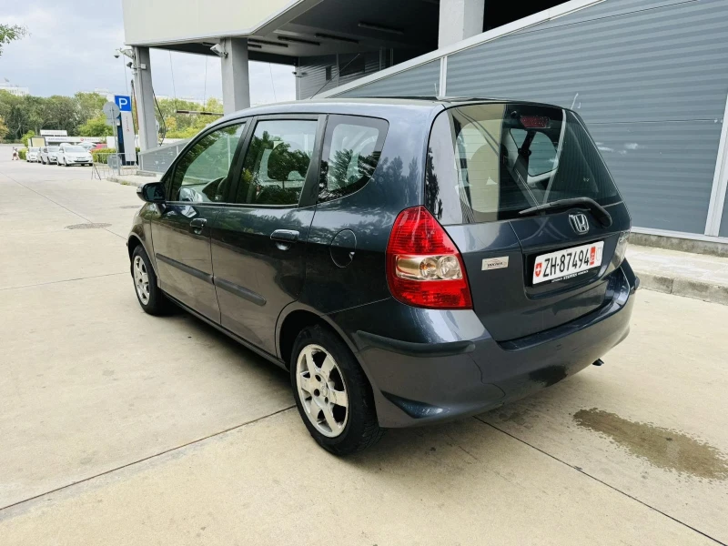 Honda Jazz 1.4i Swiss, снимка 6 - Автомобили и джипове - 47307340