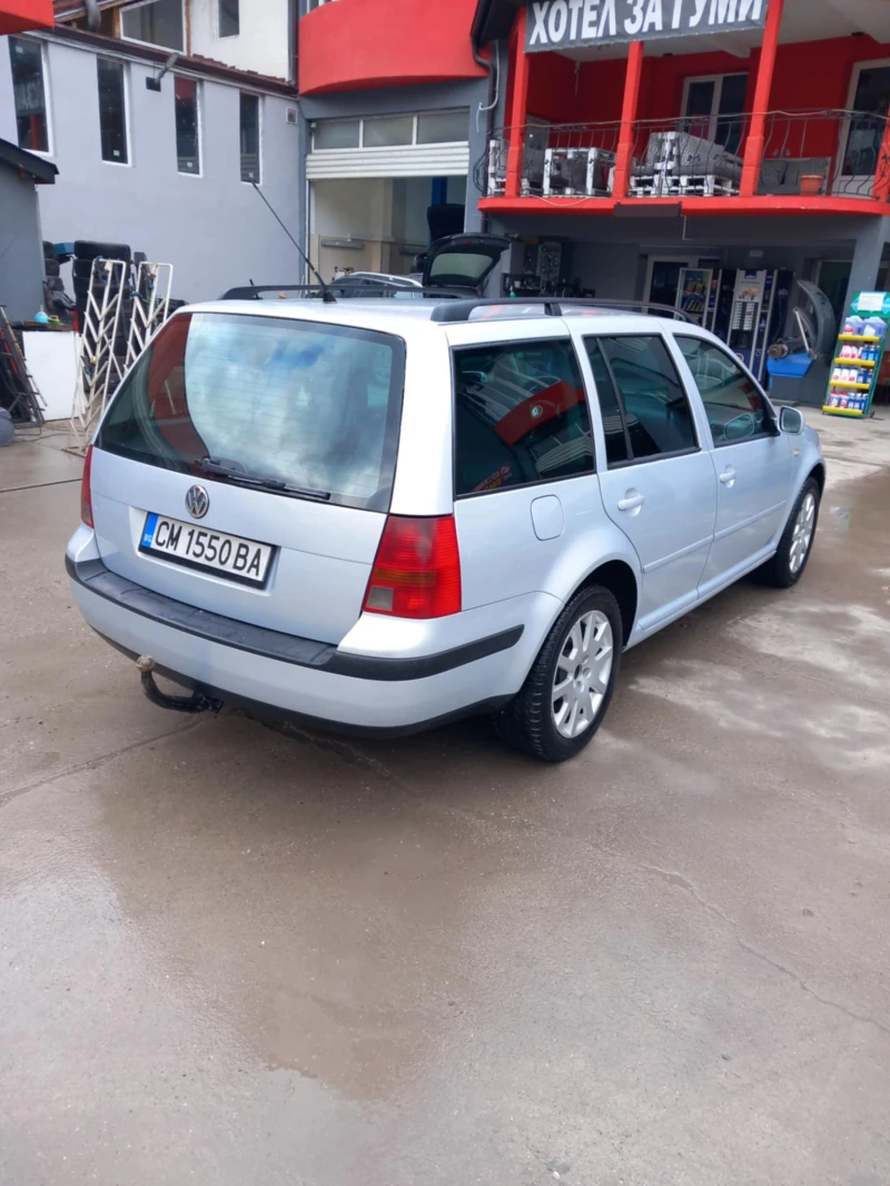 VW Golf, снимка 3 - Автомобили и джипове - 49027407