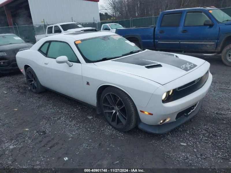 Dodge Challenger 6.4L V-8 , 485HP Rear Wheel Drive, снимка 1 - Автомобили и джипове - 49211824