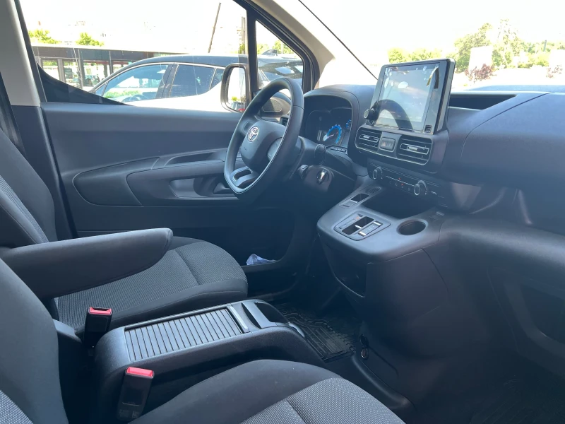 Toyota Proace City Van EV 50kWh 136к.с., снимка 11 - Автомобили и джипове - 50849525