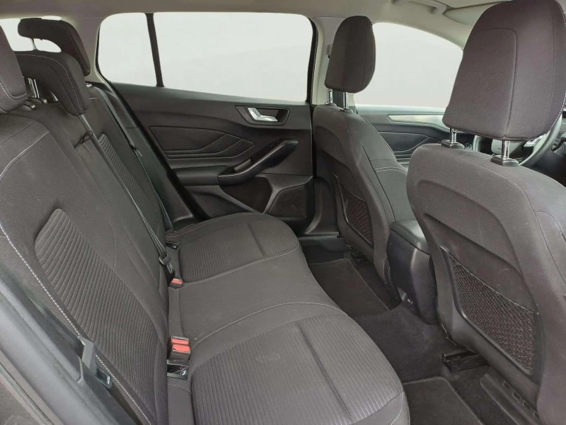 Ford Focus 1.0 EcoBoost, снимка 10 - Автомобили и джипове - 51884648
