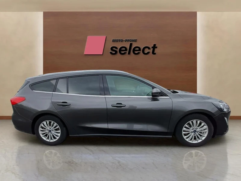 Ford Focus 1.0 EcoBoost, снимка 4 - Автомобили и джипове - 51884648
