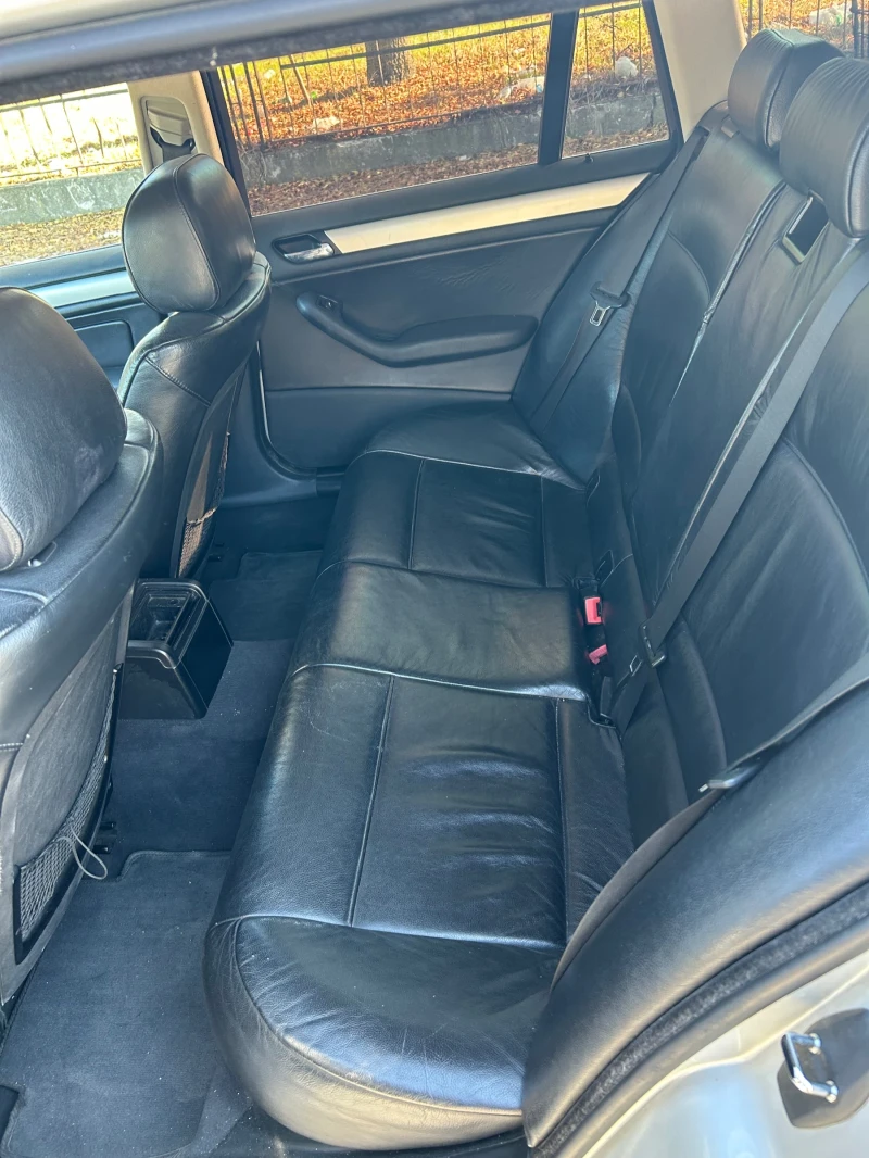 BMW 330 3.0d 184 на задно, снимка 9 - Автомобили и джипове - 52404156