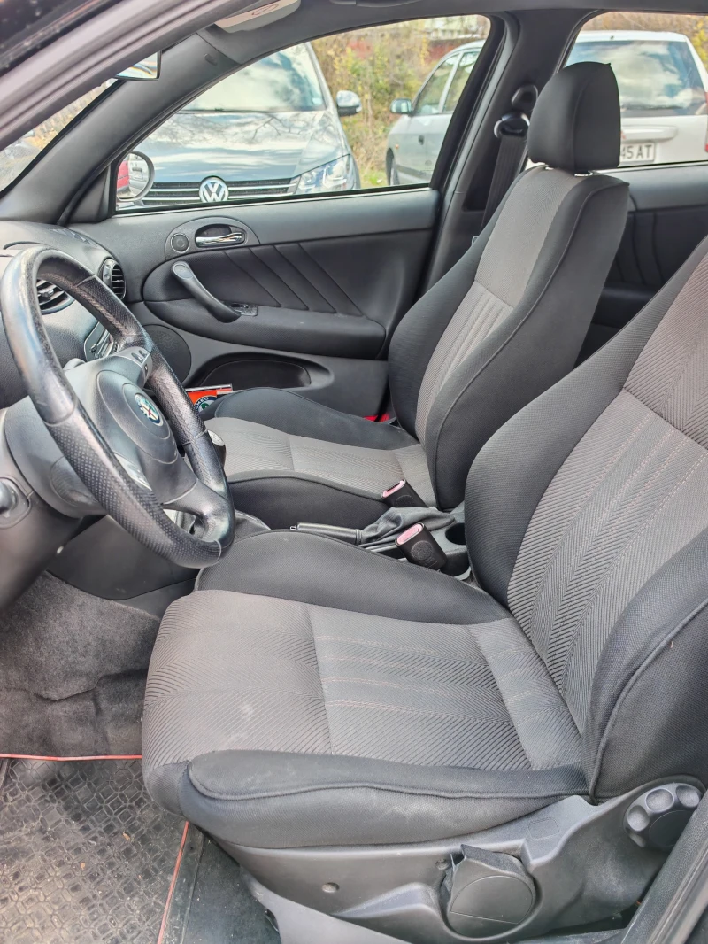 Alfa Romeo 147 FACELIFT 1.6i 16V Twin Spark, снимка 12 - Автомобили и джипове - 52584144